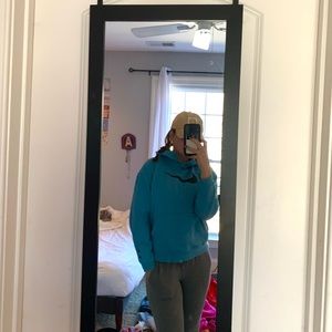 Blue nike hoodie, barley worn. Very comfortable